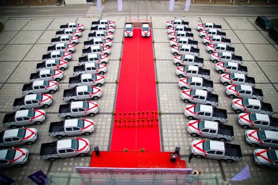 28143018dvtn.jpg 28143018dvtn.jpg