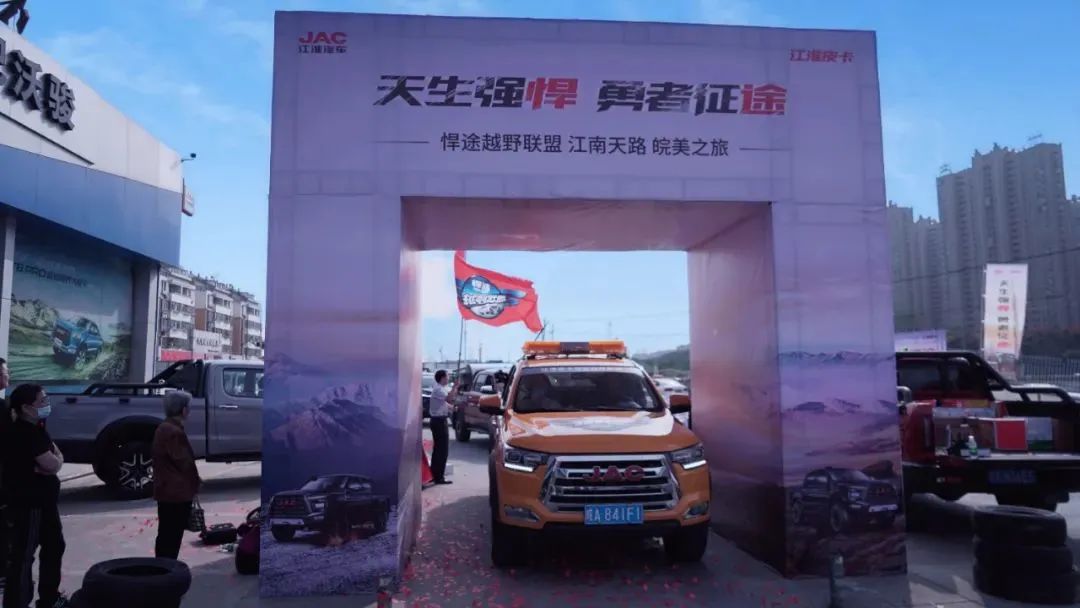 281436132vbg.jpg 281436132vbg.jpg